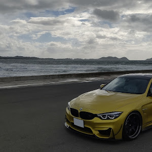 M4 クーペ