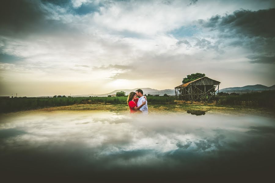 Fotografo di matrimoni Ernst Prieto (ernstprieto). Foto del 17 giugno 2022