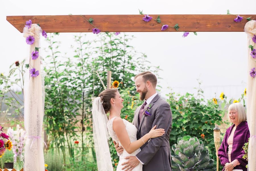 Fotógrafo de casamento Meaghan Harvey (meaghanharvey). Foto de 8 de maio 2019