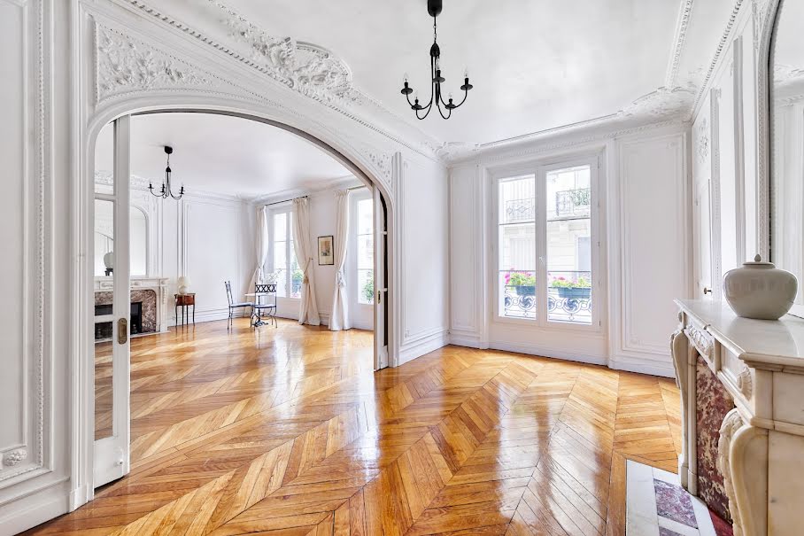 Vente appartement 5 pièces 130 m² à Paris 11ème (75011), 1 680 000 €