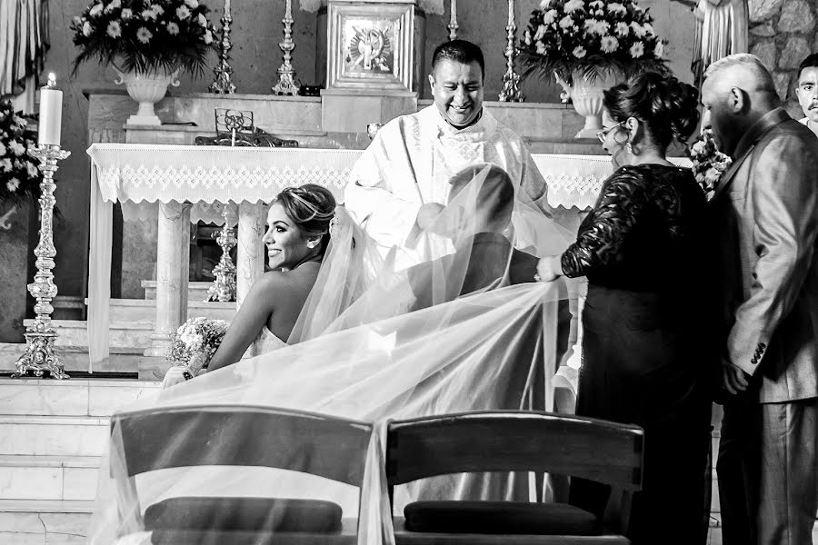 Fotografer pernikahan Oziel Vazquez (ozielvazquez). Foto tanggal 11 Oktober 2021