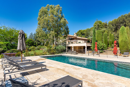 Villa avec piscine 1