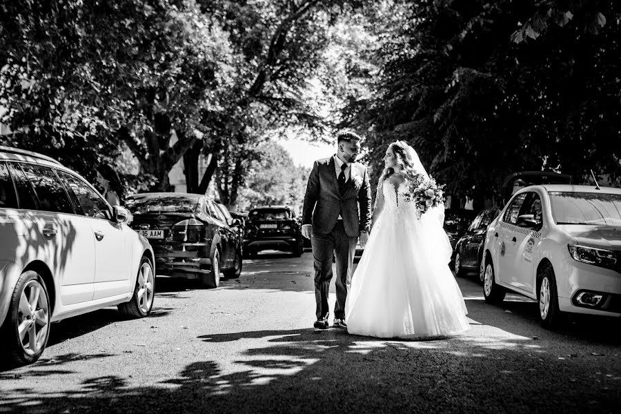 Fotografo di matrimoni Răzvan Baluș (razvanbalus). Foto del 5 ottobre 2022