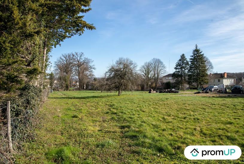  Vente Terrain à bâtir - 4 273m² à Bessines-sur-Gartempe (87250) 