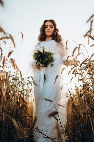 Fotógrafo de casamento Andrey Gelevey (lisiy181929). Foto de 12 de outubro 2021