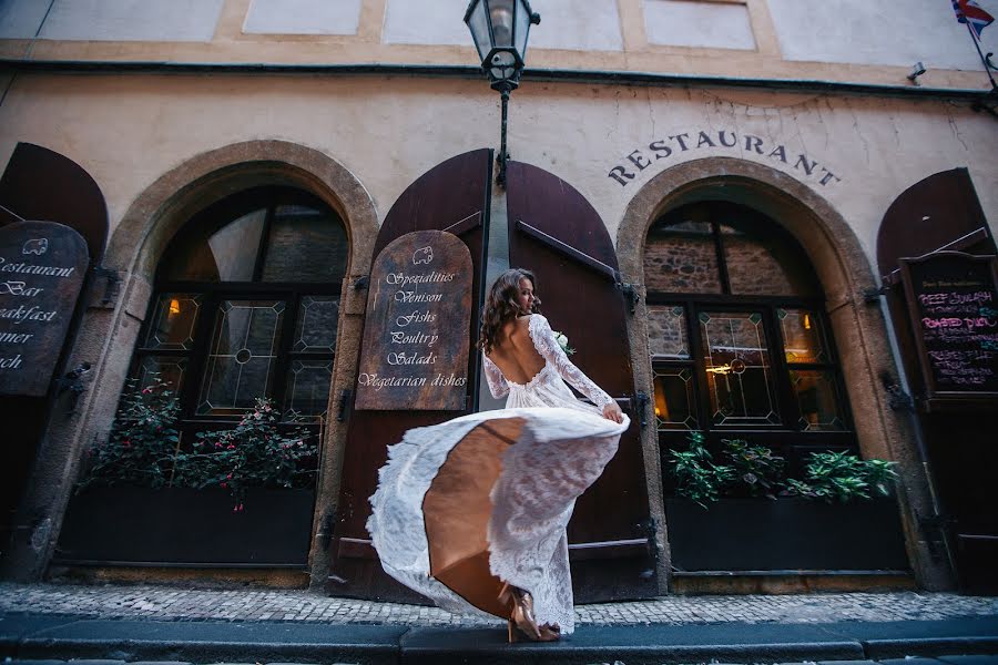 Fotógrafo de casamento Anna Konyaeva (koniaeva). Foto de 4 de setembro 2016