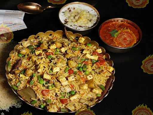 Vegetable Dum Biryani With Gravy Or Raita (Serves 1-2)