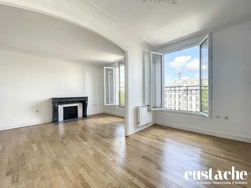 Vente appartement 3 pièces 55 m² à Paris 18ème (75018), 549 000 €