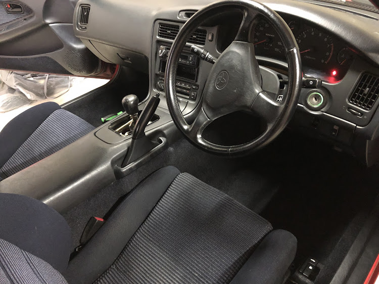MR2のセリカ・天日干し・室内掃除・マフラーピカピカ・嫁さんに取られた？に関するカスタム事例の投稿画像7枚目