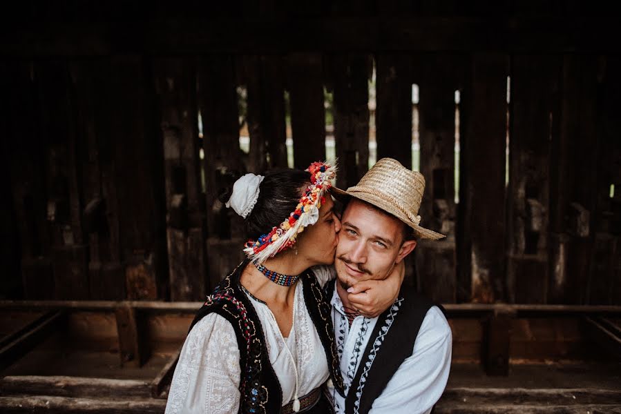 Fotografo di matrimoni Popovici Silviu (silviupopovici). Foto del 4 gennaio 2018