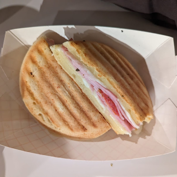 Ham & cheese Brazillion panini