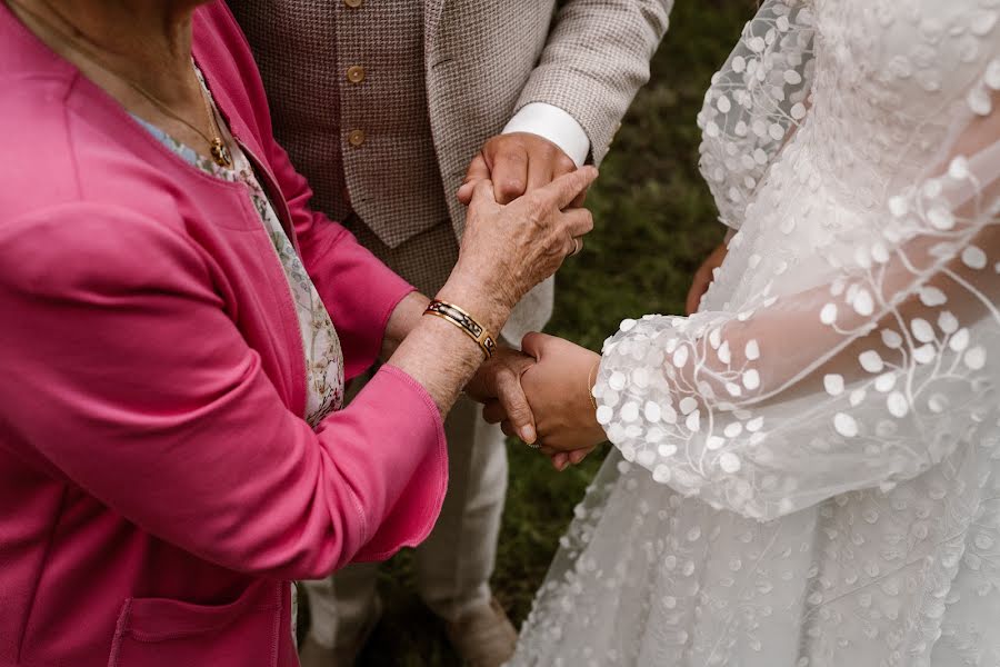 Fotografo di matrimoni Linda Kooiman (linn). Foto del 18 dicembre 2023