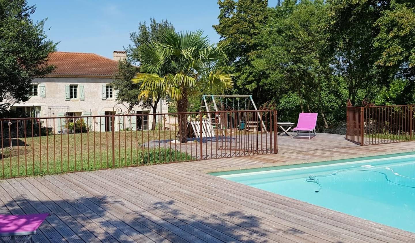 Maison avec piscine et terrasse Auch