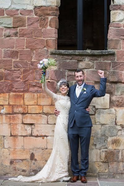 Fotógrafo de bodas Melanie Chitty (melaniechitty). Foto del 3 de junio 2019