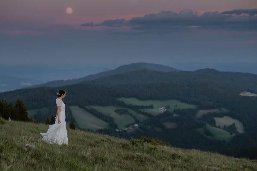 Jurufoto perkahwinan Michaela Begsteiger (michybegsteiger). Foto pada 27 Jun 2022