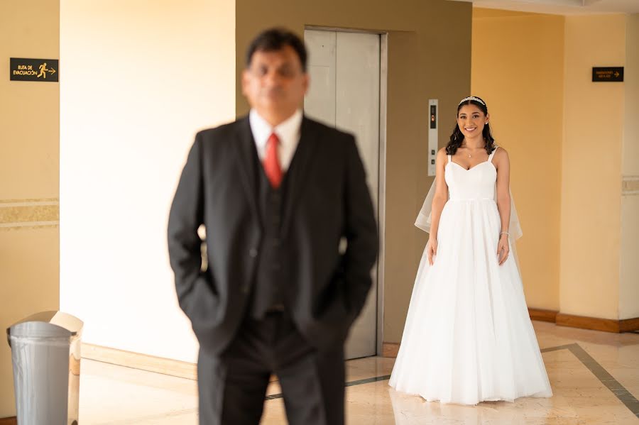 Fotógrafo de casamento Byron Villatoro (byronvillatoro). Foto de 8 de janeiro