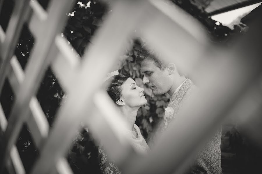 Wedding photographer Aleksandr Medvedev (medveds). Photo of 1 October 2014