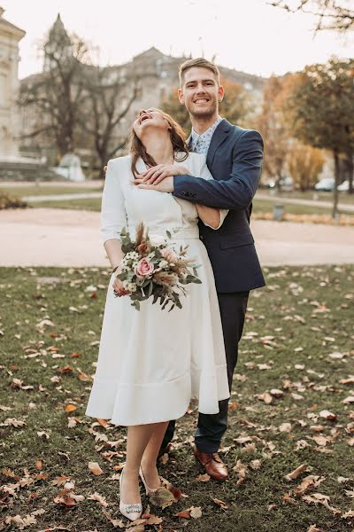 Fotografo di matrimoni Ádám Ákos (akosadam). Foto del 1 luglio 2022