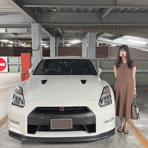 NISSAN GT-R R35