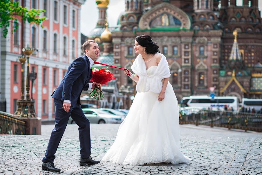 Jurufoto perkahwinan Sergey Koval (kovall). Foto pada 19 Julai 2017