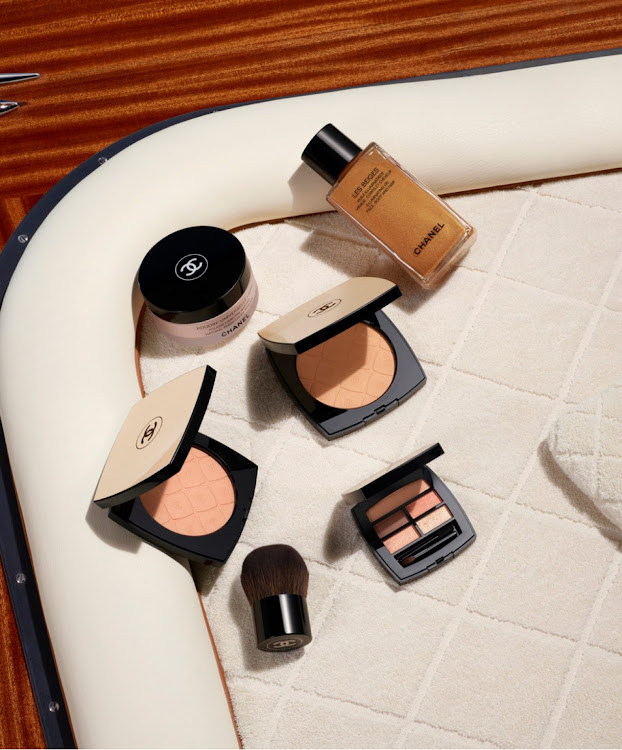 Chanel Les Beiges 2022 makeup collection.