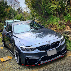 M4 クーペ