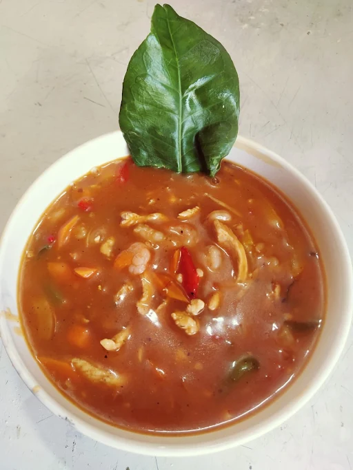 Veg Tom Yum Soup [Serves 1]