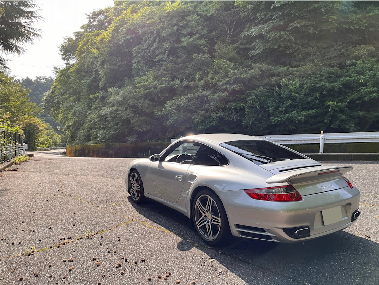 911 クーペの芦有ドライブウェイ・ポルシェ911ターボ・997ターボ・スッキリ晴れないかなに関するカスタム事例の投稿画像2枚目