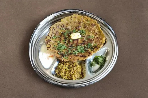 Kothimbir Thalipeeth