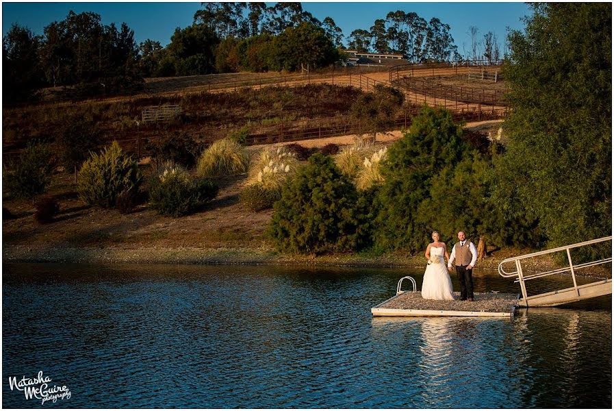 Fotografo di matrimoni Natasha Mcguire (natashamcguire). Foto del 8 settembre 2019