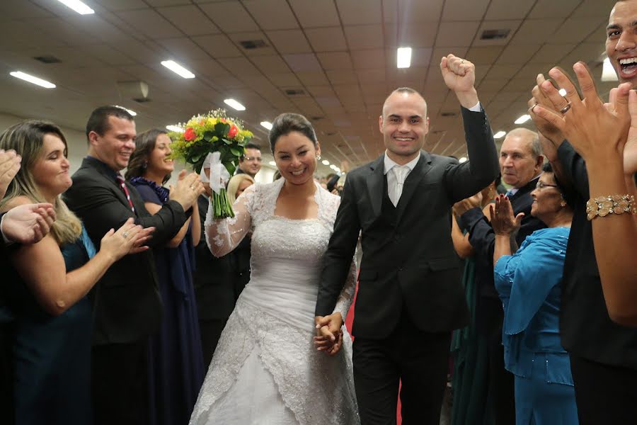 Fotógrafo de casamento Ariadne Lopes (ariadnelopes). Foto de 28 de março 2020