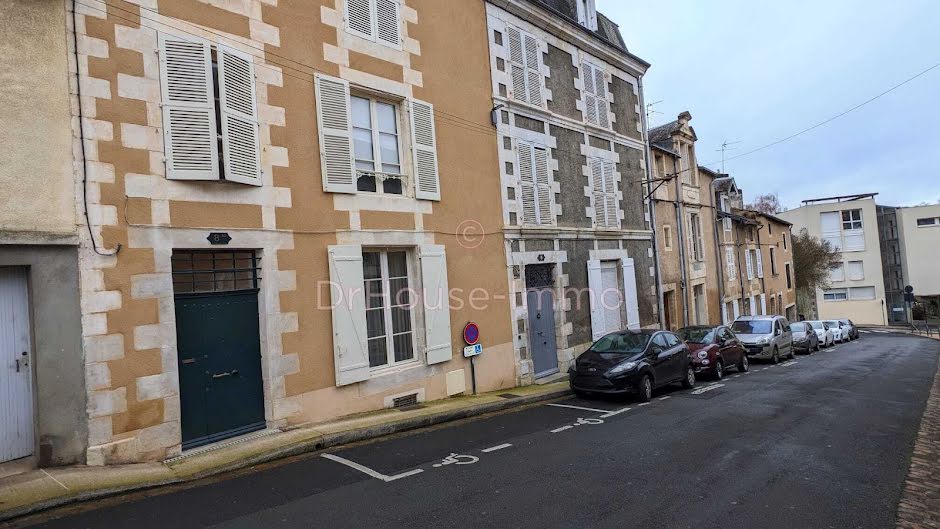 Vente appartement 1 pièce 38 m² à Poitiers (86000), 78 000 €