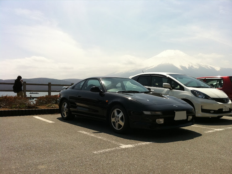 MR2の富士山とコラボ・ＳＷ２０・ＭＲ２に関するカスタム事例の投稿画像1枚目