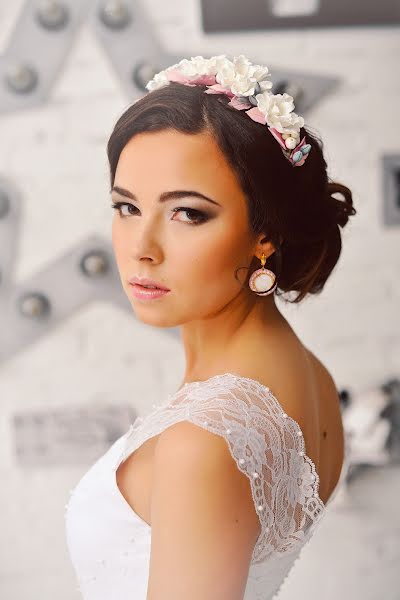 Wedding photographer Lyudmila Gorpinyuk (lgorpinuk). Photo of 15 May 2014