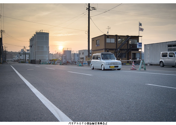 アルトラパンのKAWAII・キャンバストップ・素ガラス・熱中症に気をつけて!!・夕日に関するカスタム事例の投稿画像1枚目