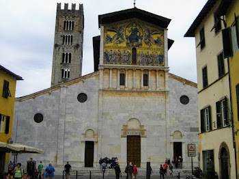 Lucca y Pisa - BAJO EL CIELO DE LA TOSCANA (5)