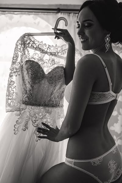 Fotógrafo de casamento Irina Kraynova (kraynova13). Foto de 14 de fevereiro 2018