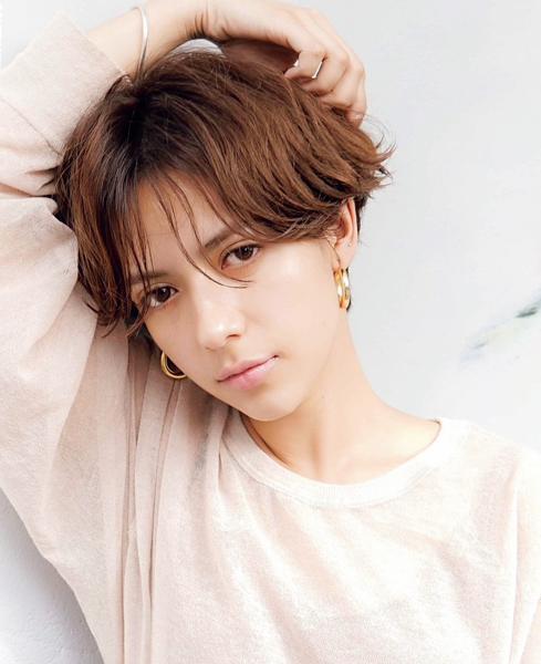 ゆるーいウェーブが色っぽい キメすぎてない感じがおしゃれな ヌケ感 スタイル3選 Trill トリル