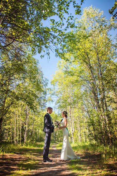 Wedding photographer Aleksey Cukanov (alil83). Photo of 18 December 2014