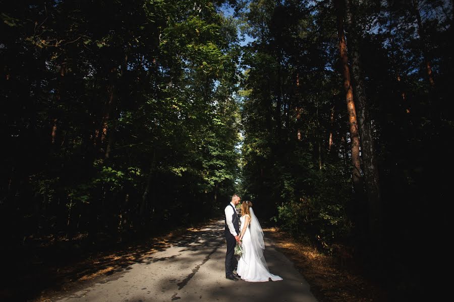 Fotografo di matrimoni Irina Mikhnova (irynamikhnova). Foto del 14 febbraio 2020