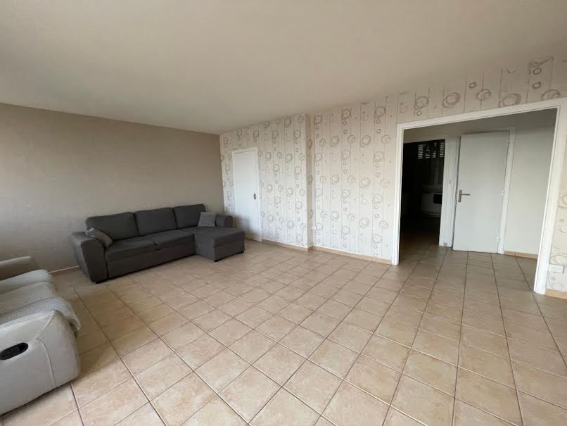 Vente appartement 4 pièces 83 m² à Romans-sur-isere (26100), 139 000 €