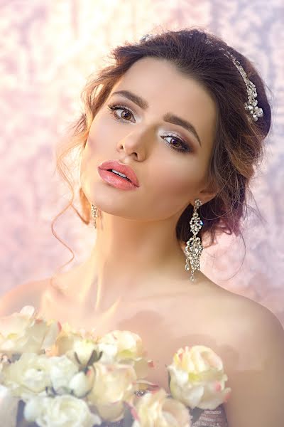 Wedding photographer Marina Yablonskaya (gata). Photo of 15 March 2016