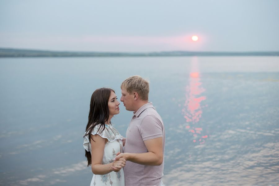 Nhiếp ảnh gia ảnh cưới Ekaterina Ditrikh (katrinditrih). Ảnh của 6 tháng 11 2017