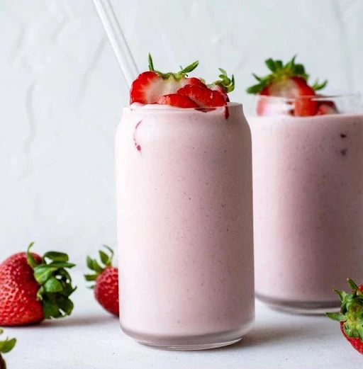 Strawberry & Cream Milk Shake (300 Ml)