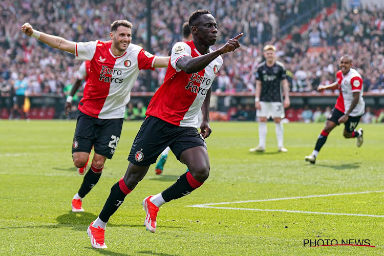 Johan Boskamp zal blij zijn: Feyenoord haalt keihard uit met grootste overwinning ooit tegen Ajax