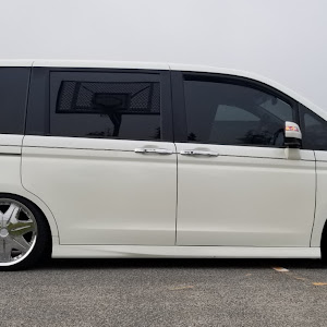 ステップワゴンスパーダ RK5