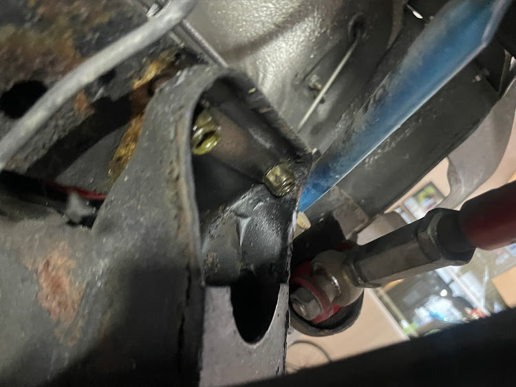 510の旧車はスポーツだ！・71Bショート載せ替え・人の510の下わまりを見るのが趣味です・ポン付けなんて大抵嘘っぱちだ！に関するカスタム事例の投稿画像23枚目