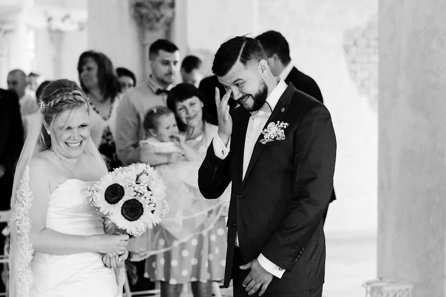 Fotógrafo de casamento Jan Doležal (dolezaljan). Foto de 11 de abril 2022