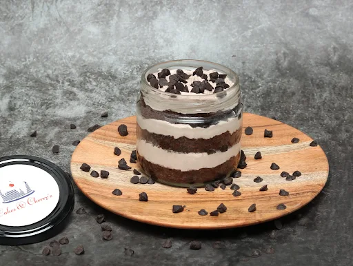 ChocoChips Jar Cake