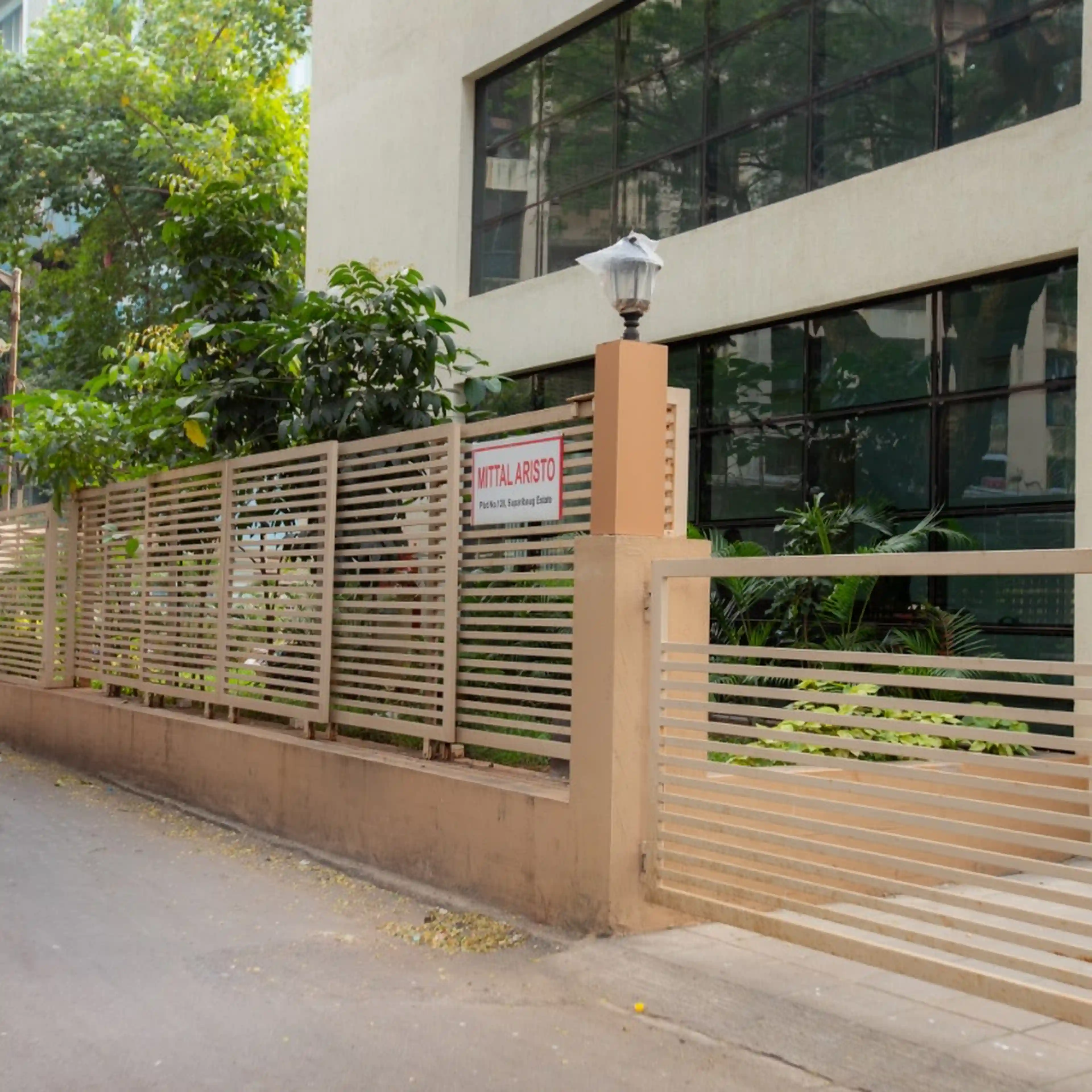 Mittal Aristo-cover-2